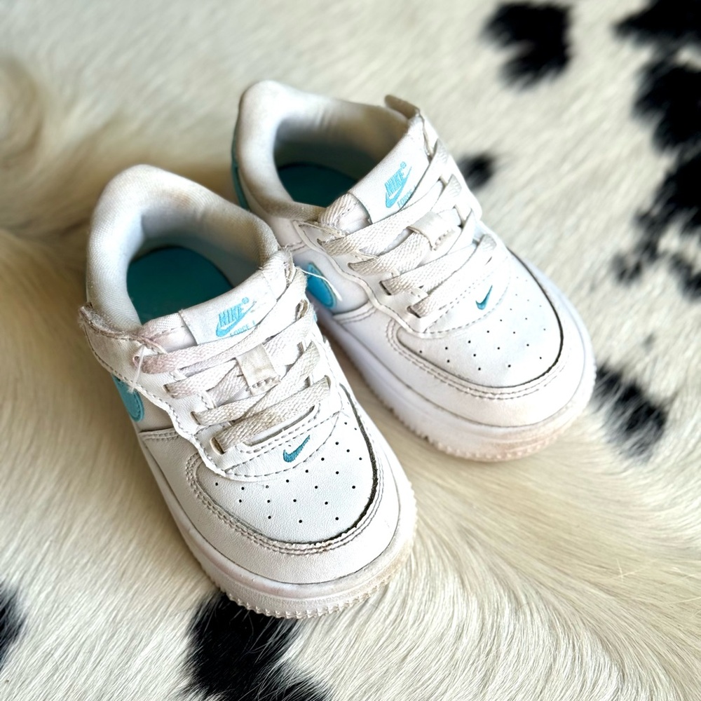Nike Kids Air Force Sneakers, Size 7C